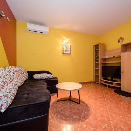 Apartmán Kuca Leonora Banjol Exteriér fotografie