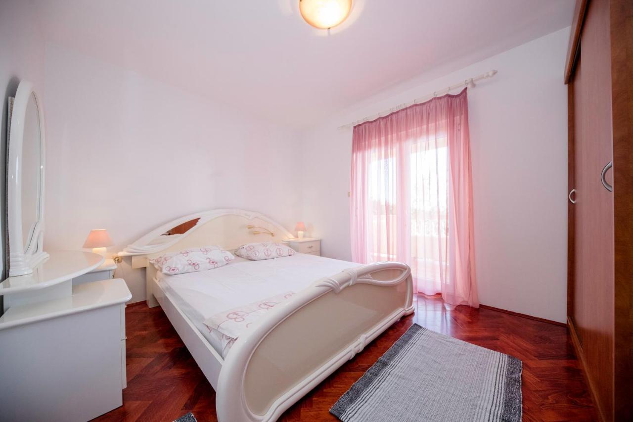 Apartmán Kuca Leonora Banjol Exteriér fotografie