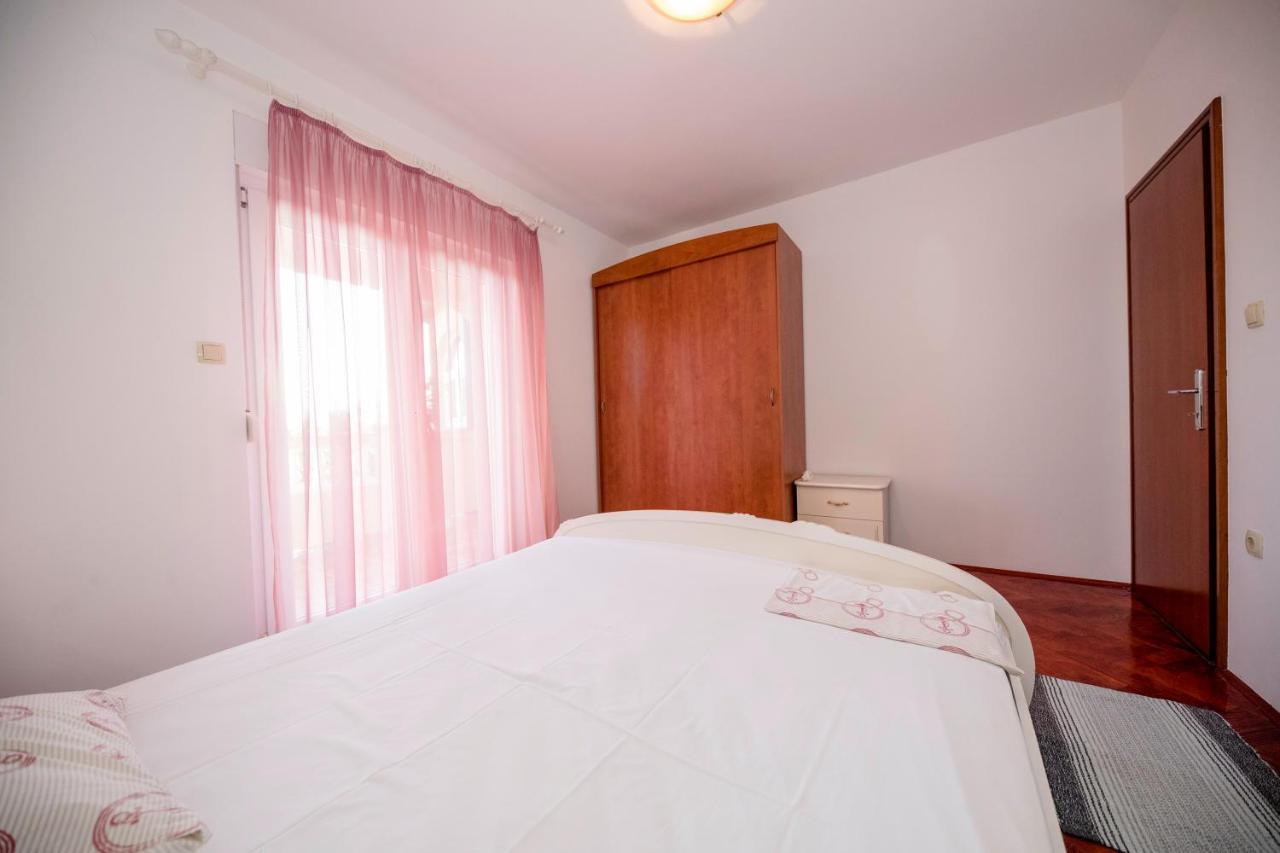 Apartmán Kuca Leonora Banjol Exteriér fotografie