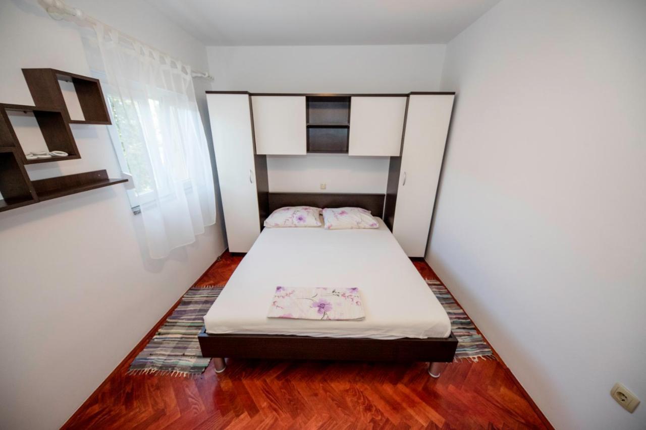 Apartmán Kuca Leonora Banjol Exteriér fotografie