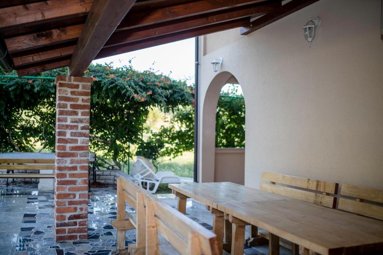 Apartmán Kuca Leonora Banjol Exteriér fotografie