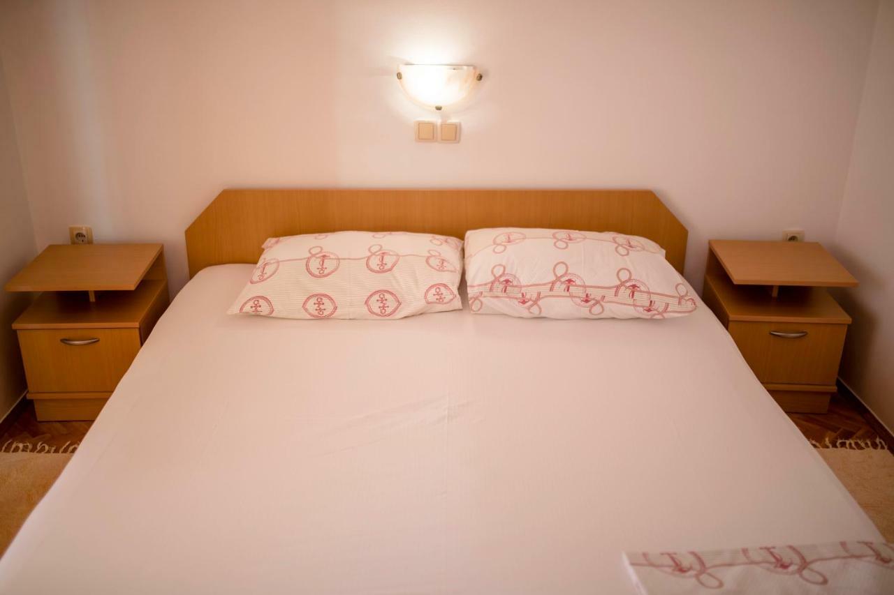 Apartmán Kuca Leonora Banjol Exteriér fotografie