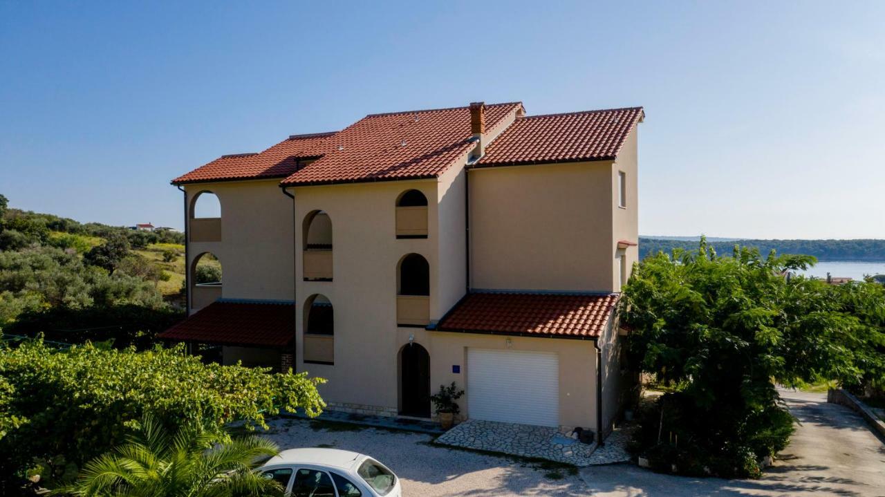 Apartmán Kuca Leonora Banjol Exteriér fotografie