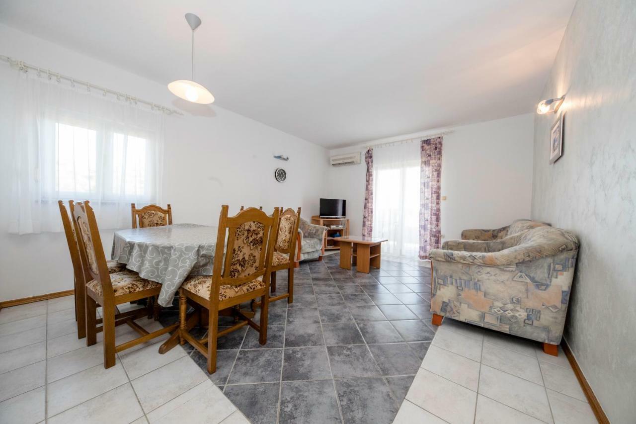 Apartmán Kuca Leonora Banjol Exteriér fotografie