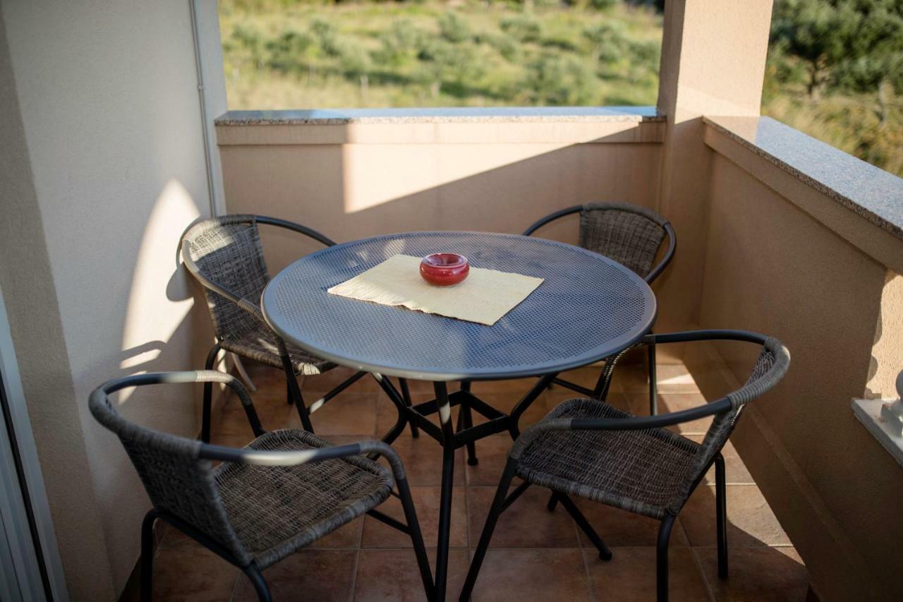 Apartmán Kuca Leonora Banjol Exteriér fotografie