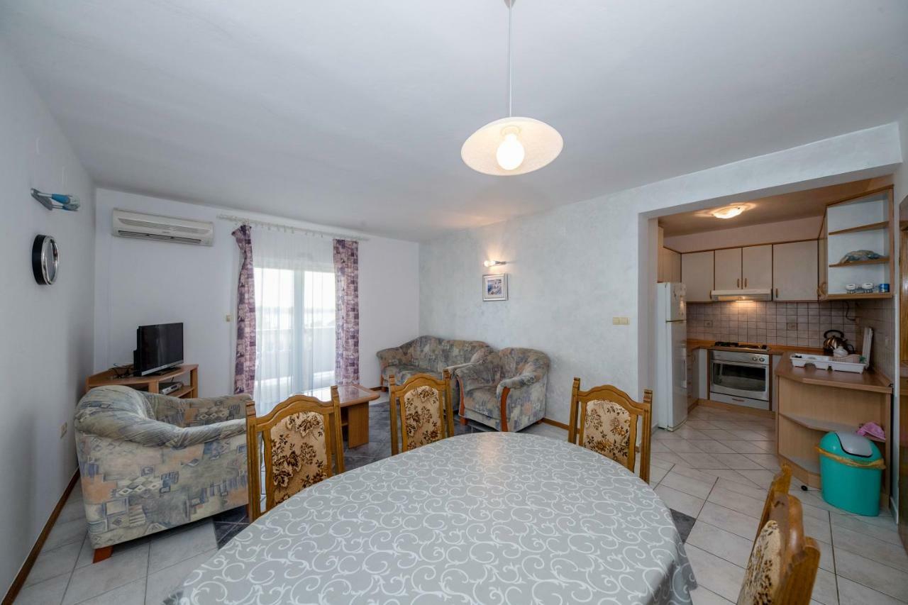 Apartmán Kuca Leonora Banjol Exteriér fotografie